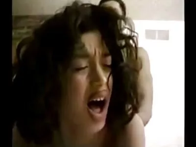 وائبریٹر اور اسٹراپون ہم جنس پرست تھریسم کا موروثی حصہ ہیں۔