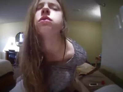 Slutty دلہن شادی سے پہلے دو لڑکوں کو fucks